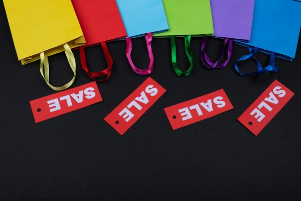 Polos personnalisés brodés écoresponsables : le choix durable pour les commandes en grande quantité